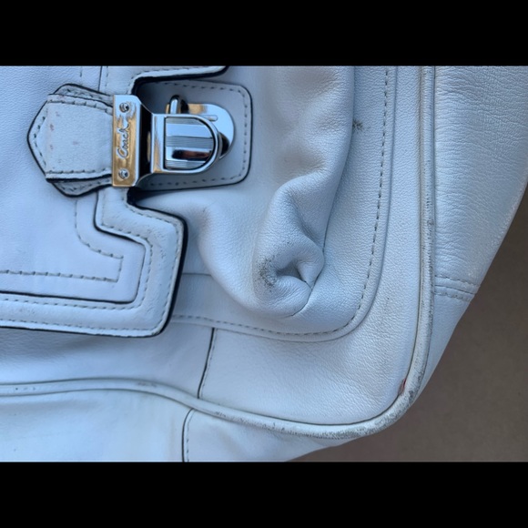 Whithe leather Coach Handbag - Picture 10 of 11